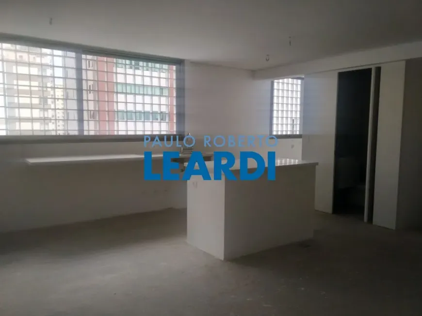 Foto 1 de Apartamento com 2 Quartos à venda, 221m² em Itaim Bibi, São Paulo