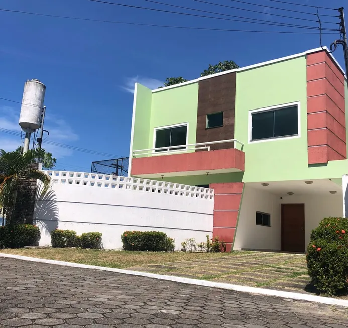 Foto 1 de Casa de Condomínio com 3 Quartos à venda, 220m² em São José Operário, Manaus