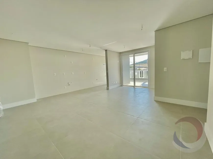 Foto 1 de Apartamento com 3 Quartos à venda, 115m² em Campeche, Florianópolis