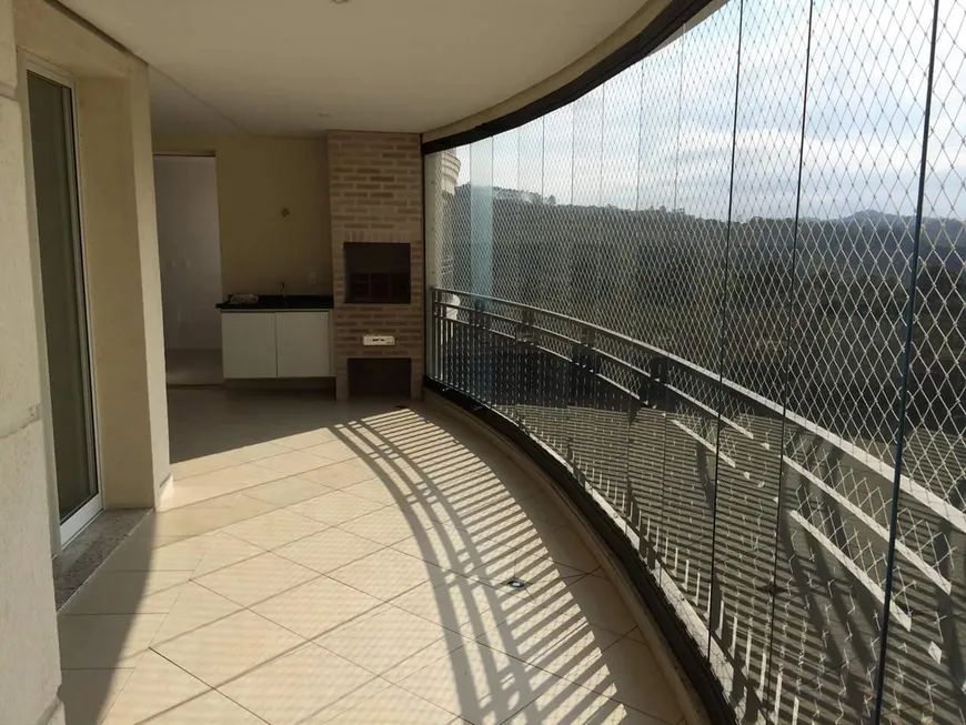 Foto 1 de Apartamento com 3 Quartos para alugar, 211m² em Tamboré, Santana de Parnaíba