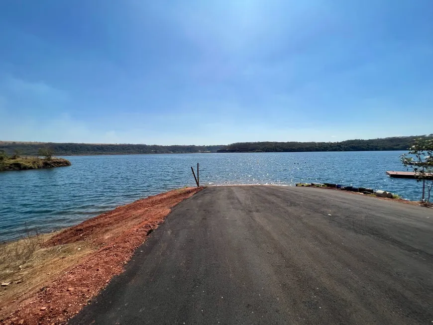 Foto 1 de Fazenda/Sítio com 1 Quarto à venda, 2000m² em Area Rural de Uberlandia, Uberlândia