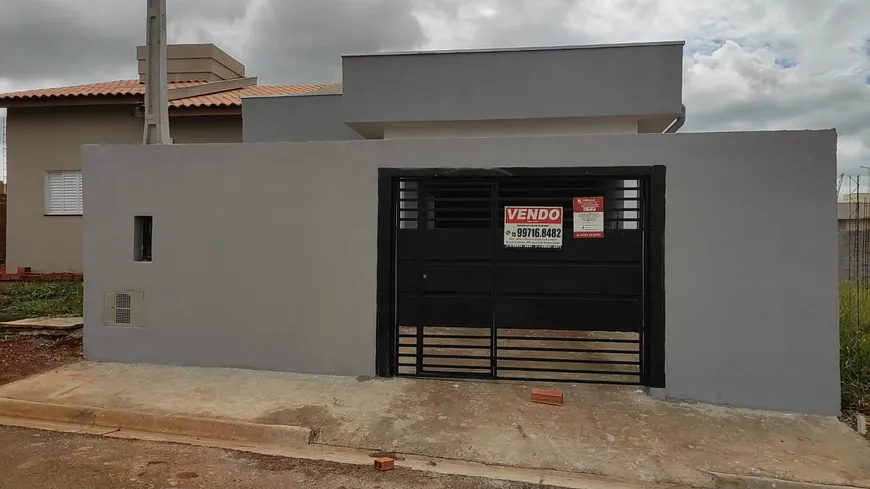 Foto 1 de Casa com 2 Quartos à venda, 200m² em Centro, Cesário Lange