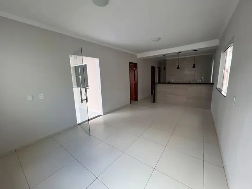 Foto 1 de Casa com 2 Quartos à venda, 90m² em Centro, Lauro de Freitas