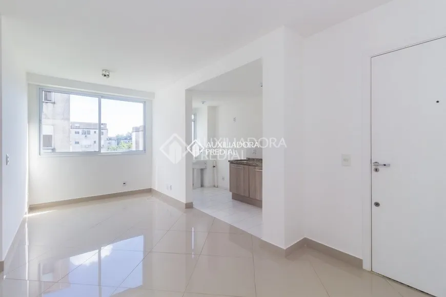 Foto 1 de Apartamento com 2 Quartos à venda, 46m² em Cavalhada, Porto Alegre