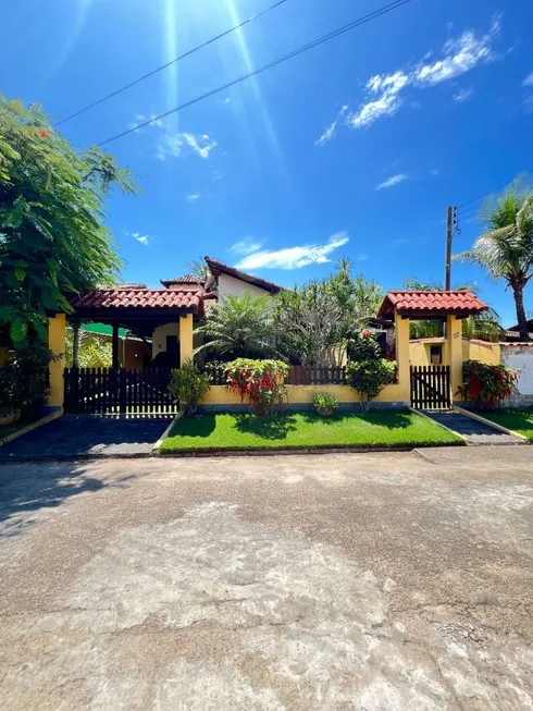Foto 1 de Casa de Condomínio com 4 Quartos à venda, 200m² em Unamar, Cabo Frio