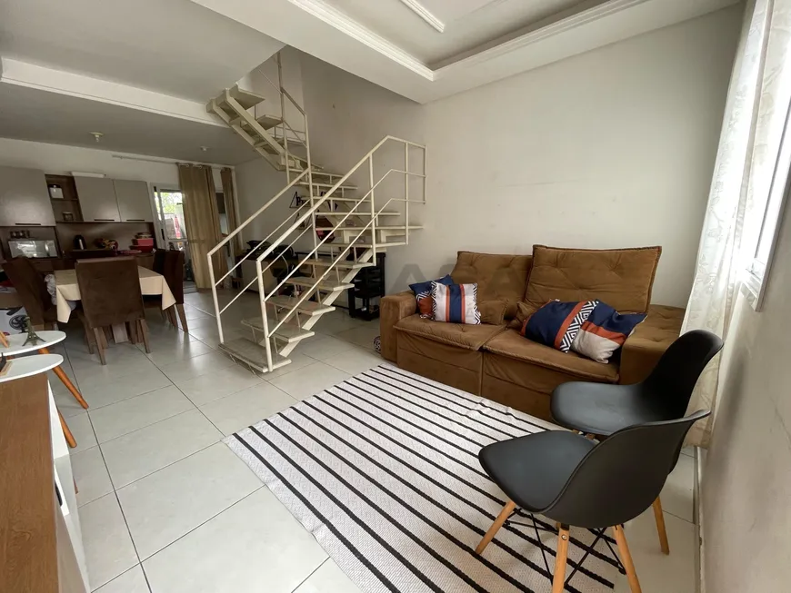 Foto 1 de Casa de Condomínio com 2 Quartos à venda, 70m² em Planicie da Serra, Serra