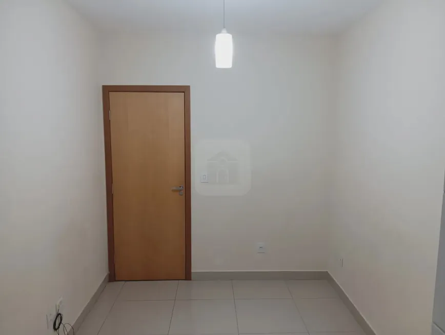 Foto 1 de Apartamento com 2 Quartos à venda, 44m² em Vigilato Pereira, Uberlândia