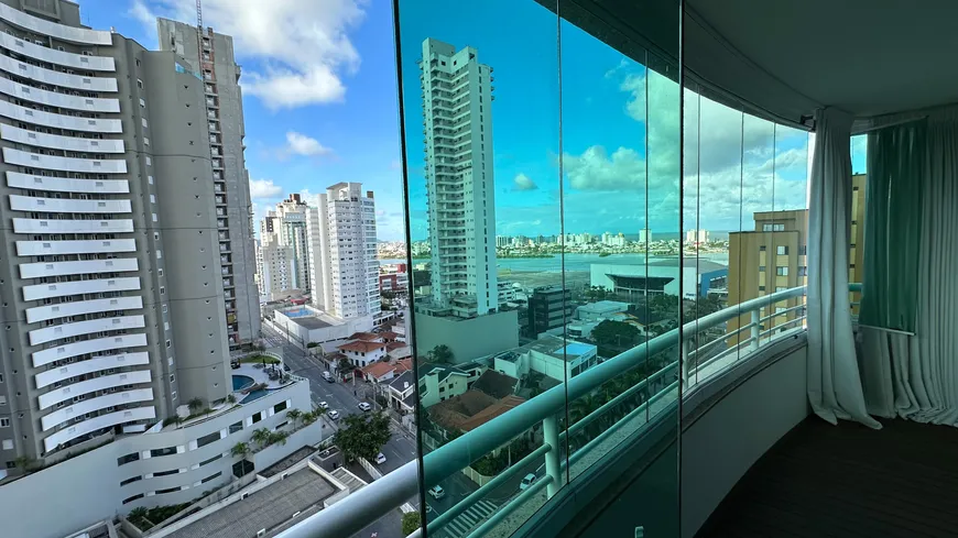 Foto 1 de Apartamento com 3 Quartos à venda, 222m² em Centro, Itajaí