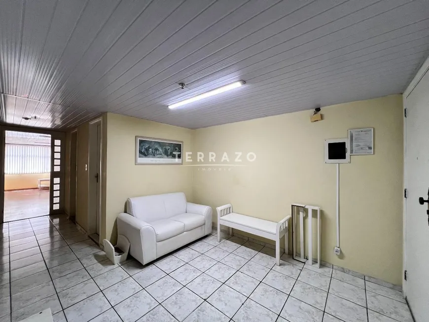 Foto 1 de para alugar, 38m² em Varzea, Teresópolis