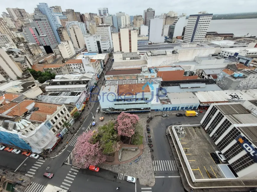 Foto 1 de Sala Comercial à venda, 144m² em Centro Histórico, Porto Alegre