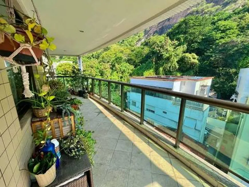 Foto 1 de Apartamento com 2 Quartos à venda, 100m² em Laranjeiras, Rio de Janeiro