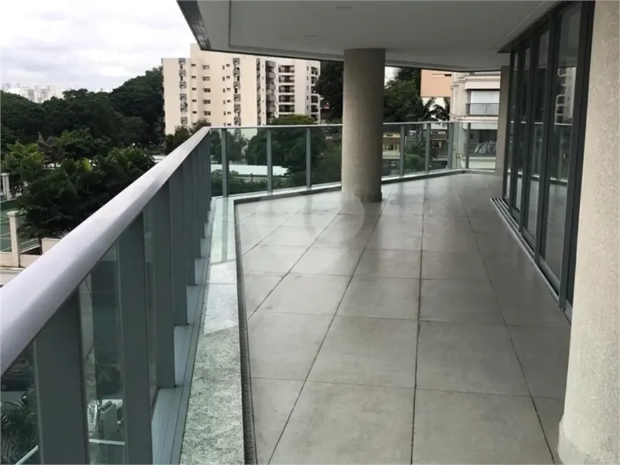 Foto 1 de Apartamento com 4 Quartos à venda, 264m² em Santana, São Paulo