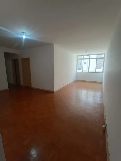 Foto 1 de Apartamento com 3 Quartos para venda ou aluguel, 130m² em Santa Cecília, São Paulo