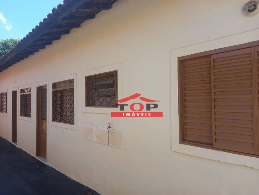 Foto 1 de Casa com 2 Quartos à venda, 60m² em Parque Santa Edwiges, Bauru