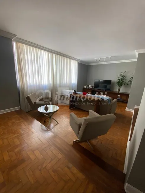 Foto 1 de Apartamento com 3 Quartos à venda, 130m² em Higienópolis, São Paulo