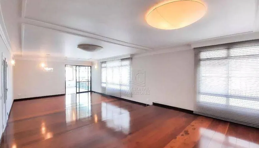 Foto 1 de Apartamento com 4 Quartos à venda, 240m² em Jardim do Mar, São Bernardo do Campo