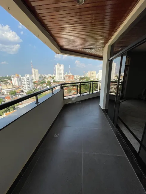 Foto 1 de Apartamento com 3 Quartos para venda ou aluguel, 245m² em Quilombo, Cuiabá