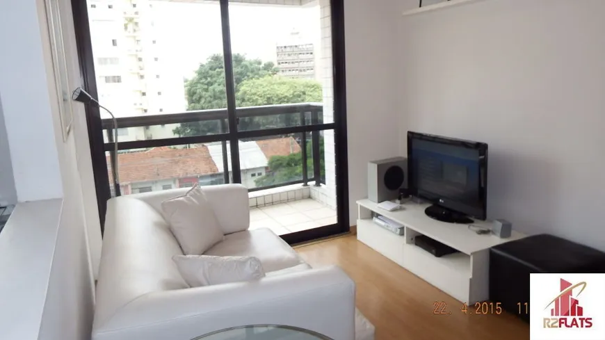 Foto 1 de Flat com 1 Quarto para alugar, 41m² em Vila Nova Conceição, São Paulo