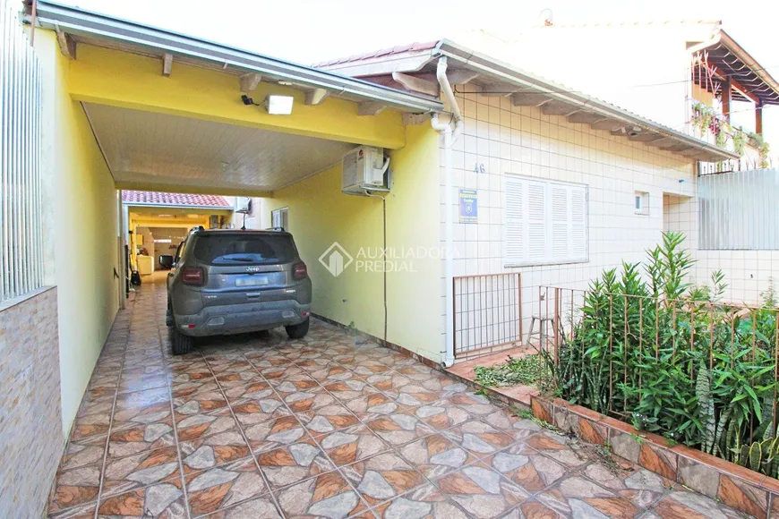 Foto 1 de Casa com 3 Quartos à venda, 254m² em Cristo Redentor, Porto Alegre