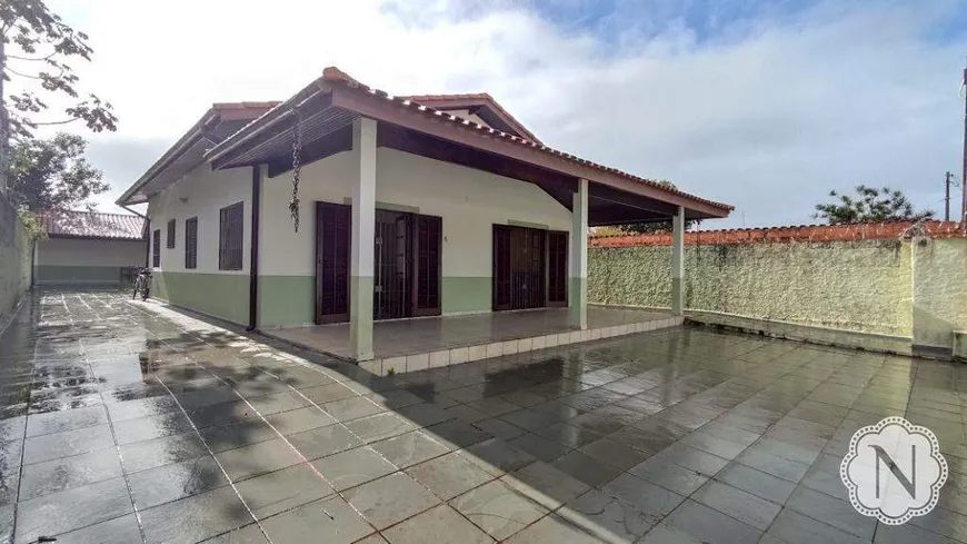 Foto 1 de Casa com 3 Quartos à venda, 188m² em Bopiranga, Itanhaém