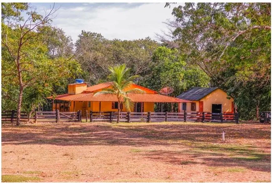 Foto 1 de Fazenda/Sítio com 2 Quartos à venda, 1853m² em , Rio Sono