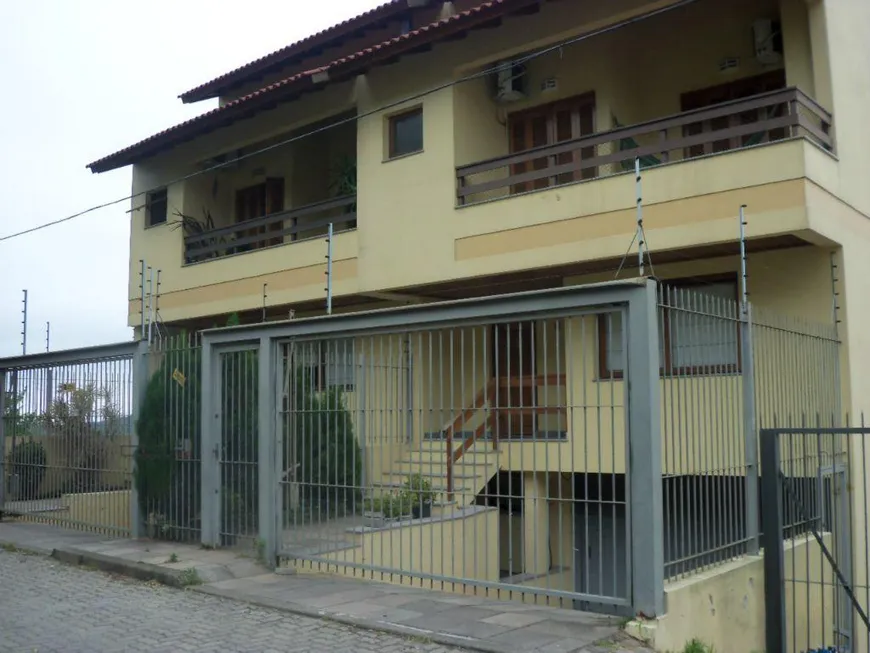 Foto 1 de Casa de Condomínio com 3 Quartos à venda, 250m² em Nonoai, Porto Alegre