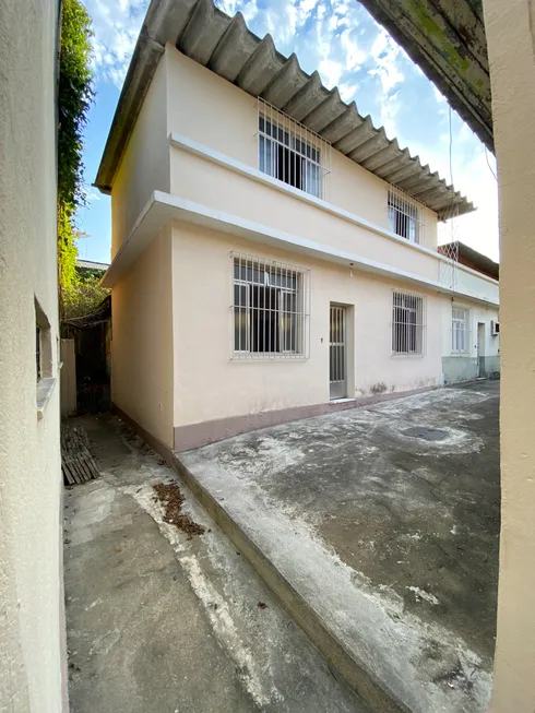 Foto 1 de Casa com 3 Quartos à venda, 48m² em Cavalcânti, Rio de Janeiro
