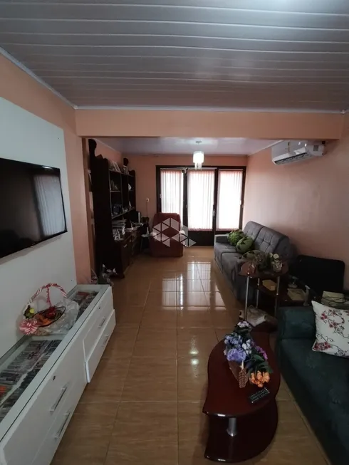 Foto 1 de Casa com 2 Quartos à venda, 120m² em Serrano, Caxias do Sul