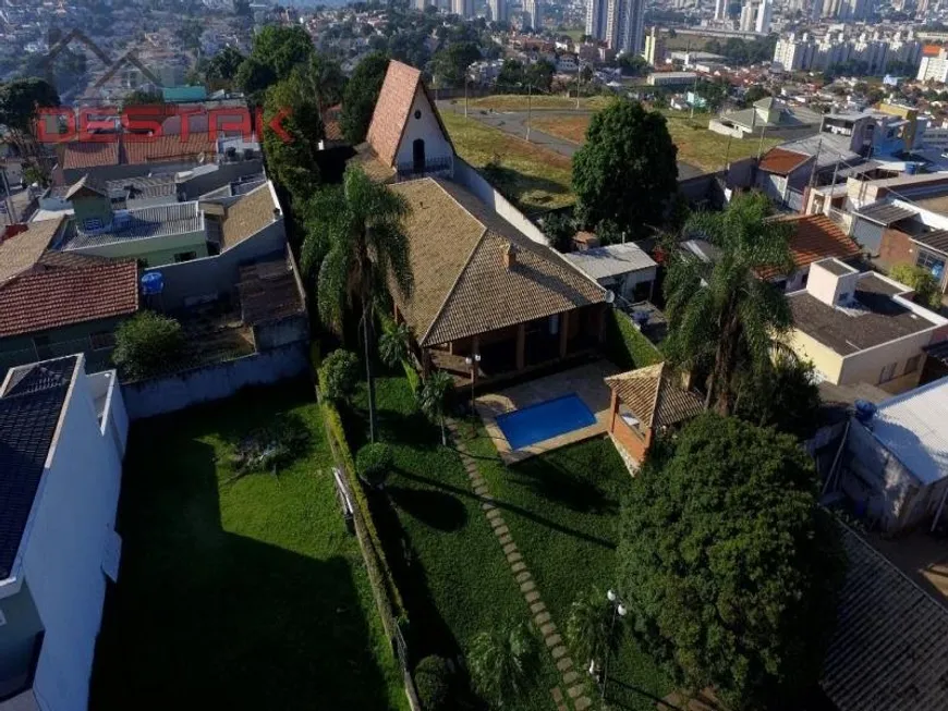 Foto 1 de Fazenda/Sítio com 3 Quartos para alugar, 700m² em Jardim Boa Vista, Jundiaí