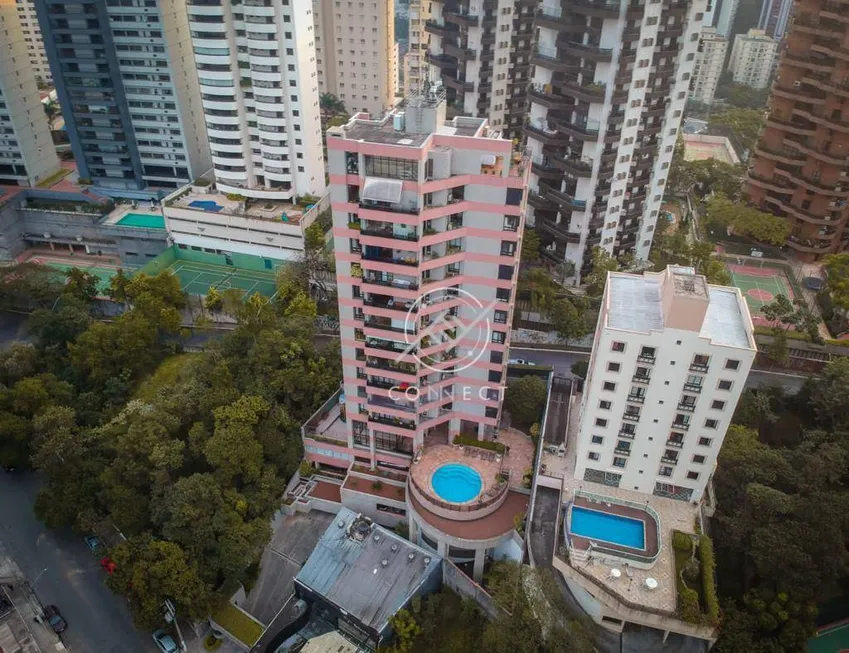 Foto 1 de Apartamento com 4 Quartos à venda, 190m² em Panamby, São Paulo