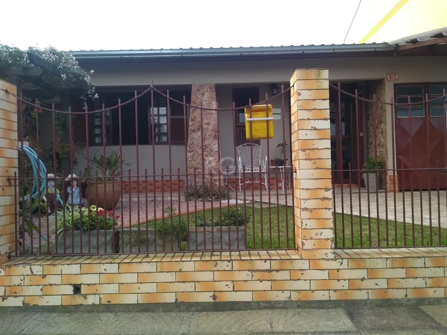 Foto 1 de Casa com 3 Quartos à venda, 124m² em Parque da Matriz, Cachoeirinha