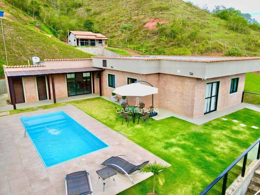 Foto 1 de Casa com 4 Quartos à venda, 156m² em Fazenda da Grama, Rio Claro