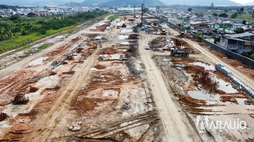 Foto 1 de Galpão/Depósito/Armazém para alugar, 5067m² em Machados, Navegantes