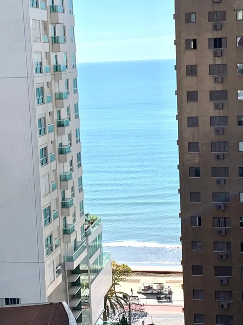 Foto 1 de Apartamento com 3 Quartos à venda, 142m² em Centro, Balneário Camboriú