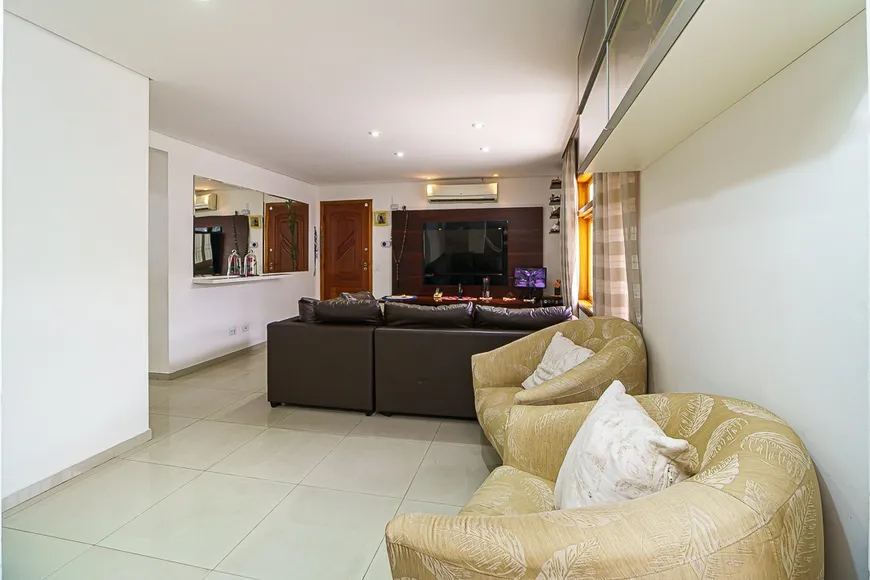 Foto 1 de Casa com 4 Quartos à venda, 150m² em Morumbi, São Paulo