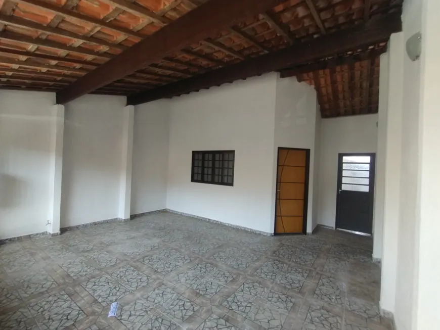 Foto 1 de Casa com 2 Quartos à venda, 80m² em Jardim Mariana I, São José dos Campos