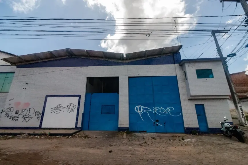 Foto 1 de Galpão/Depósito/Armazém para alugar, 3700m² em Bom Pastor, Natal