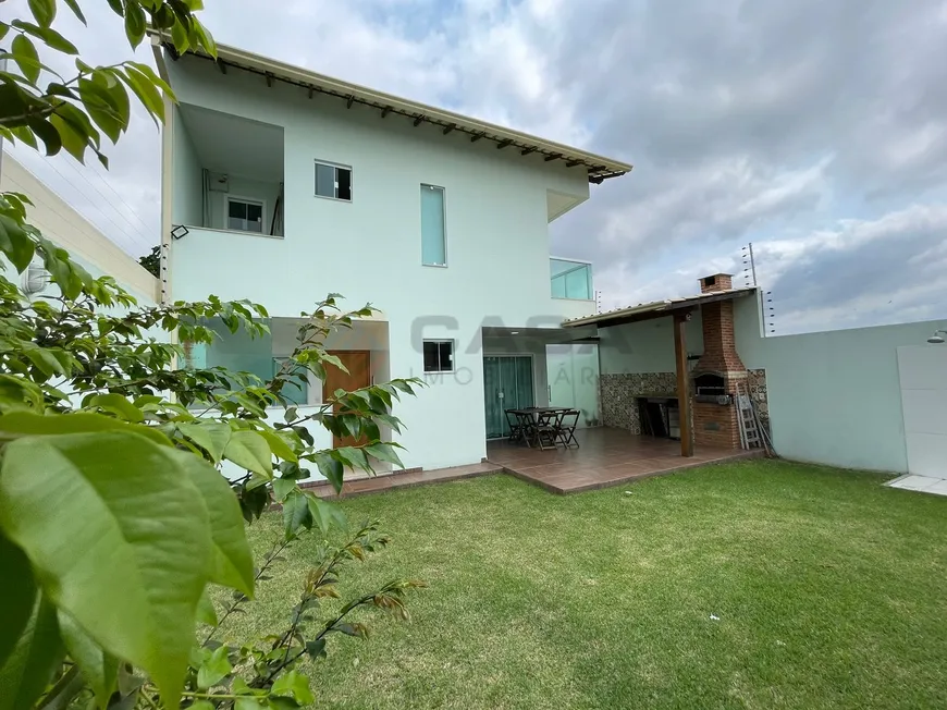 Foto 1 de Casa com 3 Quartos à venda, 170m² em Colina de Laranjeiras, Serra