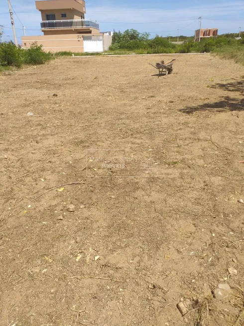 Foto 1 de Lote/Terreno à venda em Monte Alto, Arraial do Cabo