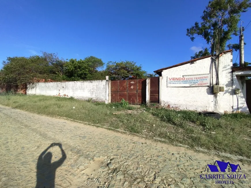 Foto 1 de Lote/Terreno à venda, 1000m² em Coacu, Eusébio