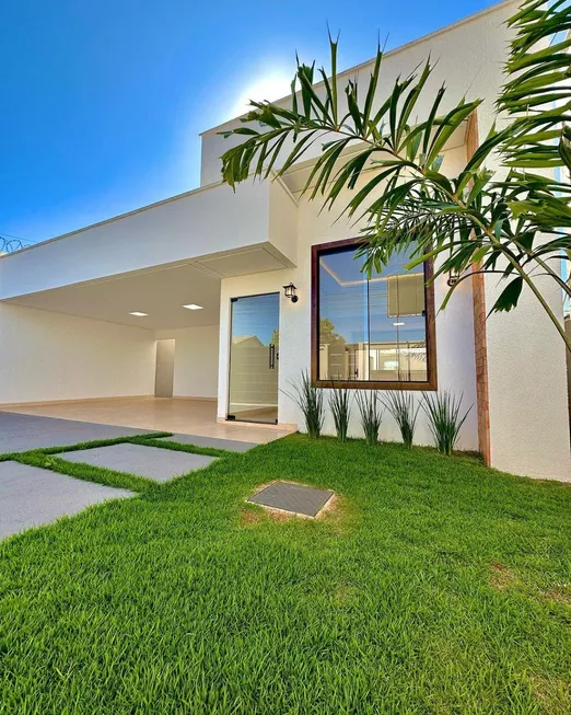 Foto 1 de Casa com 3 Quartos à venda, 200m² em SIM, Feira de Santana