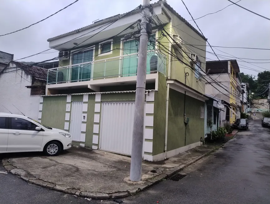 Foto 1 de Casa de Condomínio com 3 Quartos à venda, 114m² em Praça Seca, Rio de Janeiro