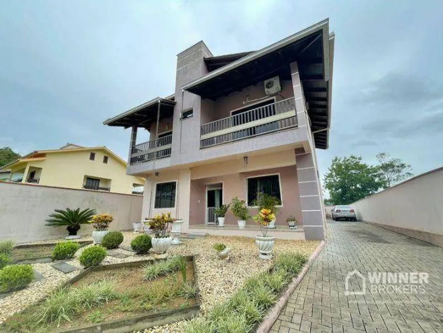 Foto 1 de Sobrado com 5 Quartos à venda, 225m² em Barra do Rio Cerro, Jaraguá do Sul