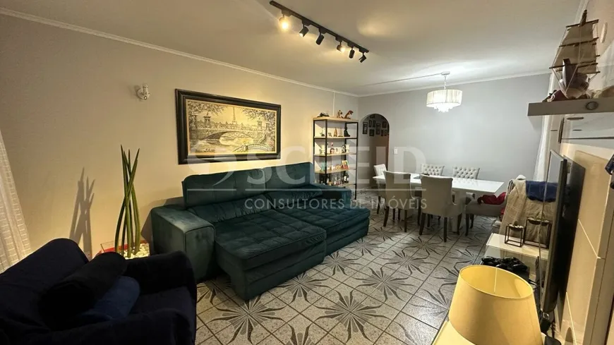 Foto 1 de Casa com 4 Quartos à venda, 220m² em Vila Santa Catarina, São Paulo