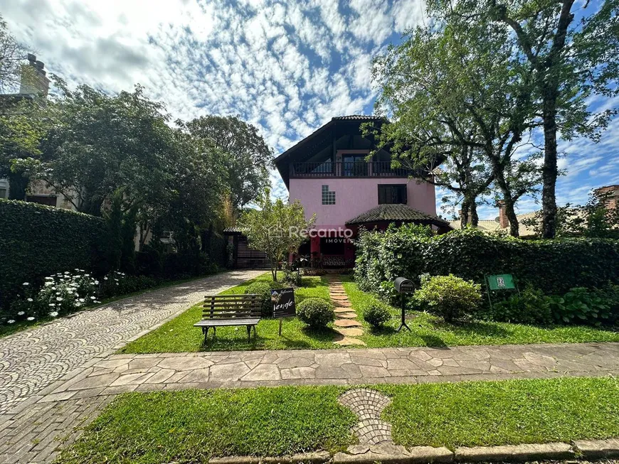 Foto 1 de Casa com 4 Quartos à venda, 395m² em Jardim Bela Vista, Gramado