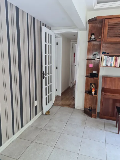 Foto 1 de Apartamento com 2 Quartos à venda, 97m² em Copacabana, Rio de Janeiro