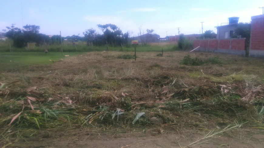 Foto 1 de Lote/Terreno à venda, 800m² em Novo Horizonte, Araruama