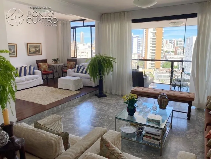 Foto 1 de Apartamento com 3 Quartos à venda, 245m² em Barra, Salvador
