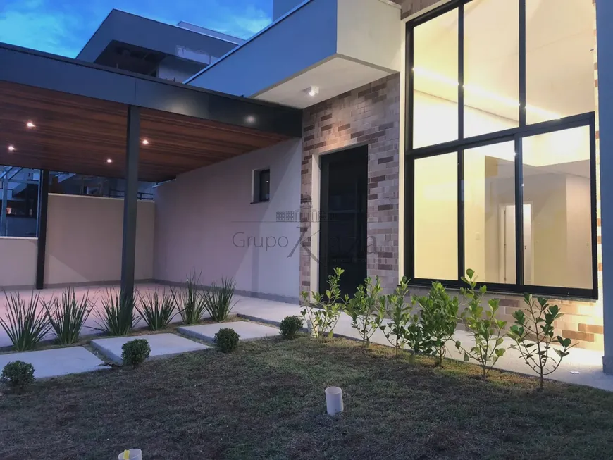 Foto 1 de Casa de Condomínio com 3 Quartos à venda, 125m² em Loteamento Floresta, São José dos Campos