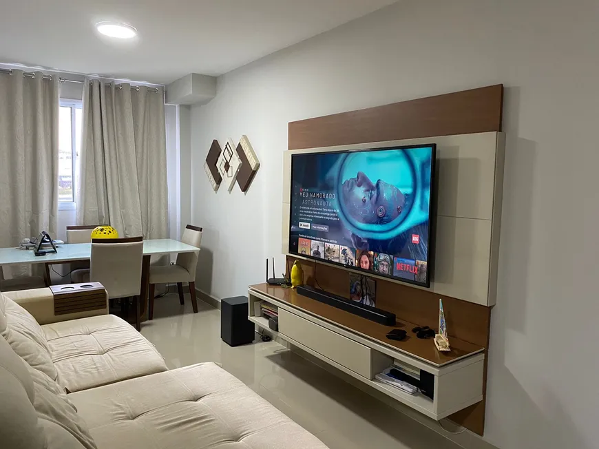 Foto 1 de Apartamento com 2 Quartos à venda, 46m² em Buraquinho, Lauro de Freitas